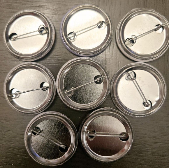 Friends tv themed mini buttons- set of 8 - Picture 2 of 2